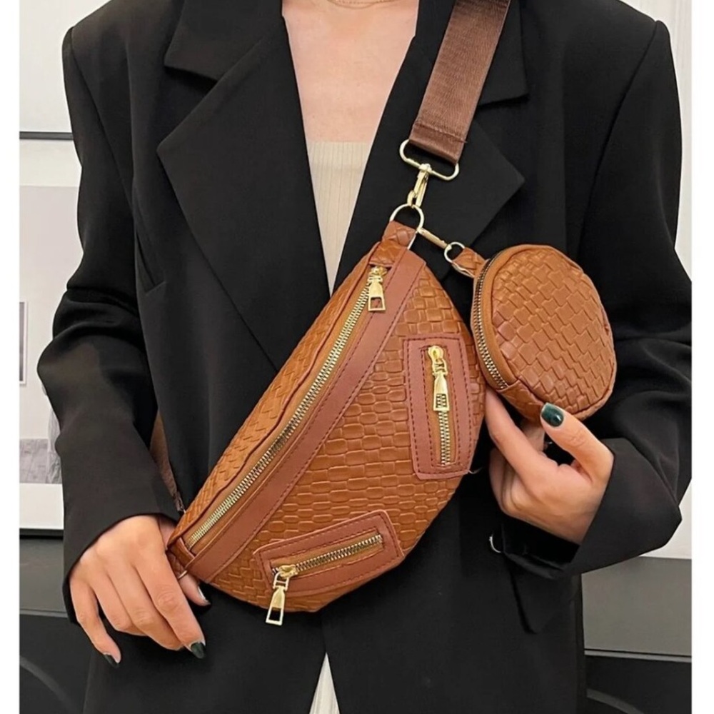 💝Boutique 👝Textured Belt Bag w/Round Purse💛